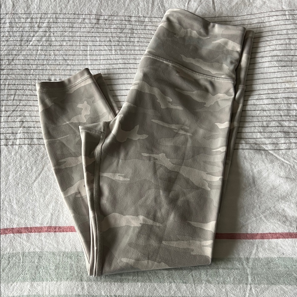 Athleta Neutral Camo Elation 7/8 Tights